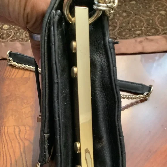 VINCE CAMUTO LEATHER SHOULDER BAG - Picture 8 of 13